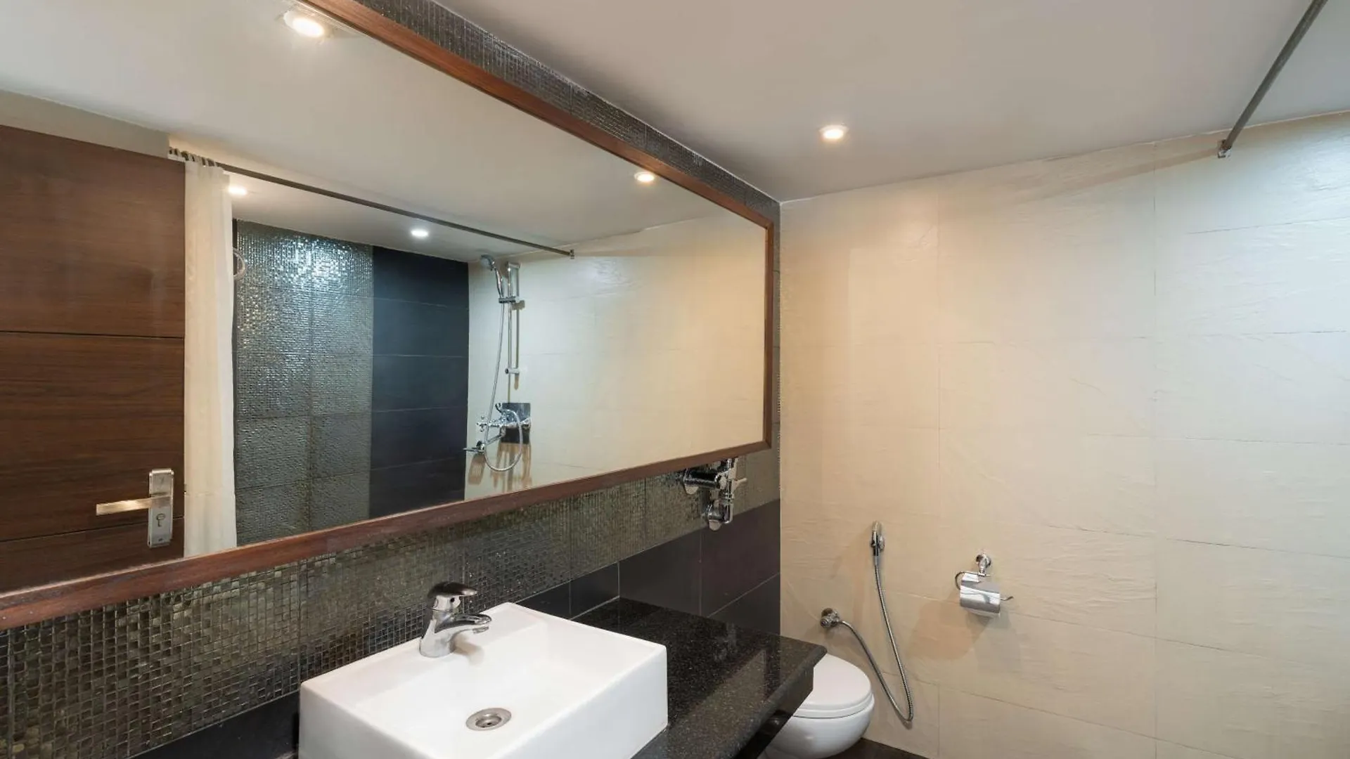 Koti Resort Shimla, A Member Of Radisson Individuals Retreats 0*, Shimla Indien